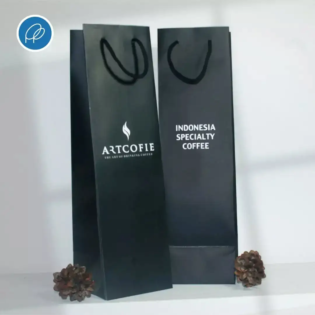 Paper Bag dengan Desain Horizontal