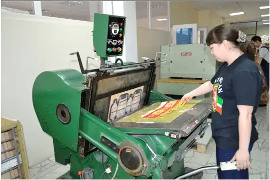 Mesin Plong Manual