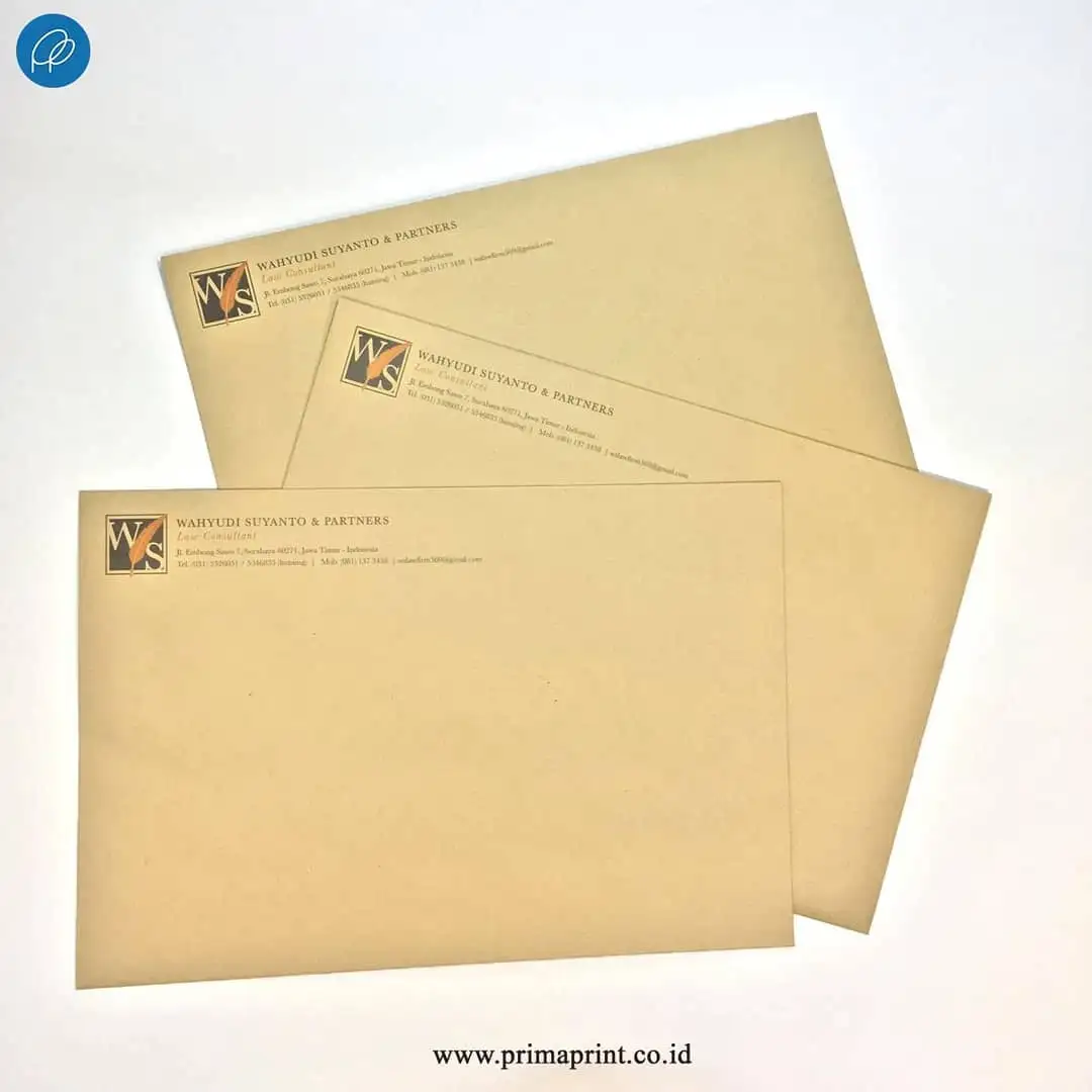 Amplop Custom dengan Kertas Kraft